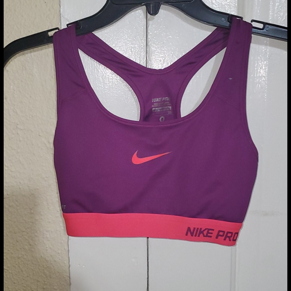 Nike women's crop top